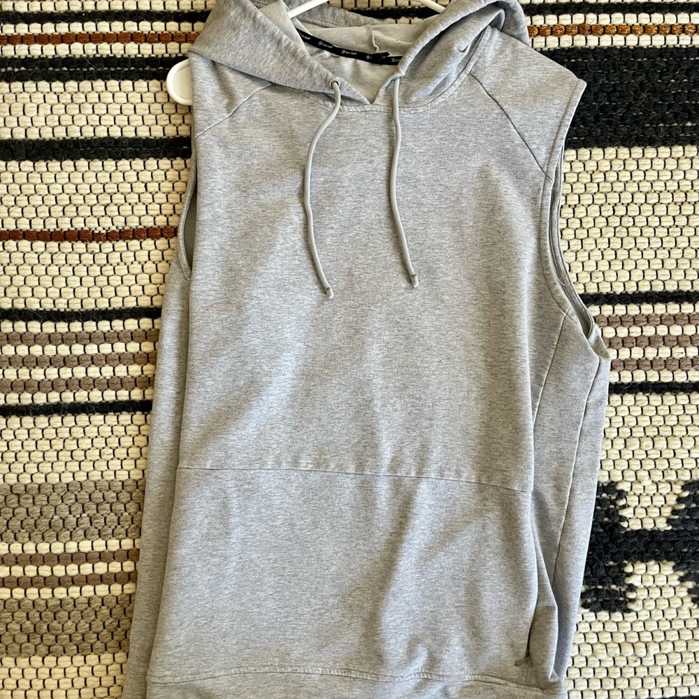 Gray sleeveless hoodie